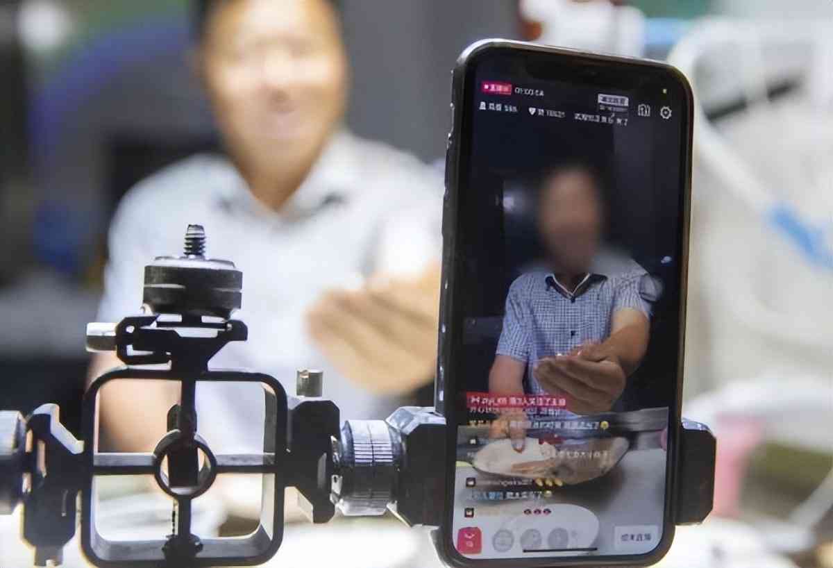 抖音直播间挂人气软件有哪些？哪款更实用？